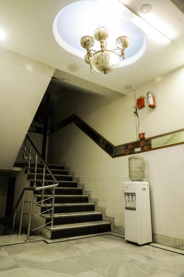 Hotel Centra Inn Nueva Delhi Exterior foto
