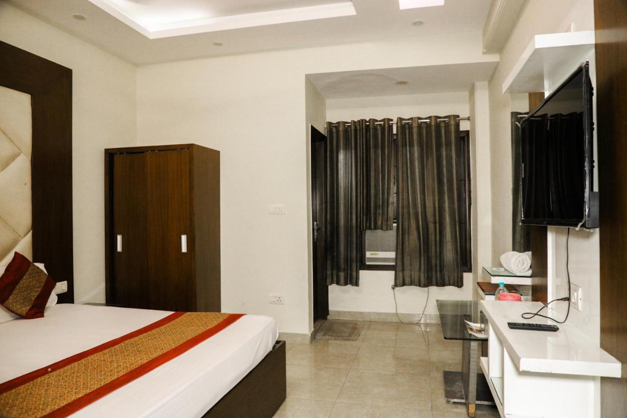 Hotel Centra Inn Nueva Delhi Exterior foto
